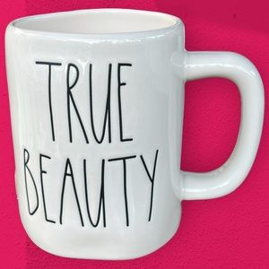 Rae Dunn x Disney Princess True Beauty Mirror Coffee Mug. Authentic. New.